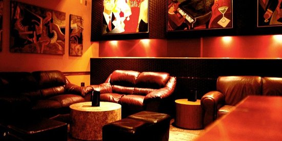 Imperial Lounge